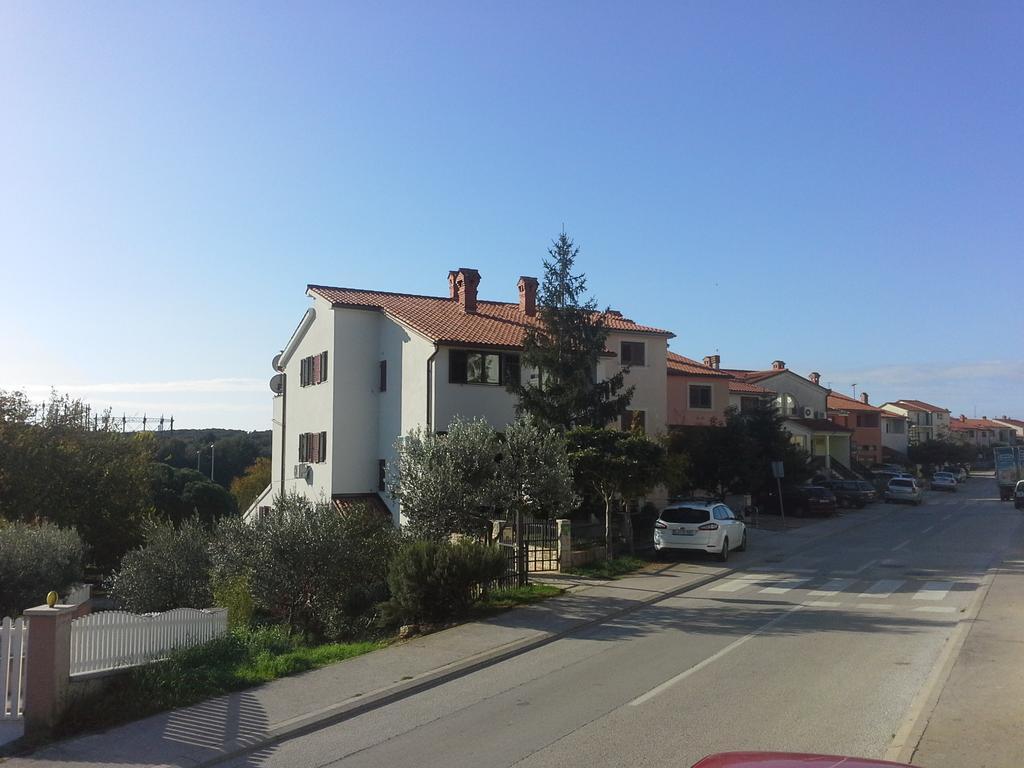 Apartments Liliana Пула Екстер'єр фото